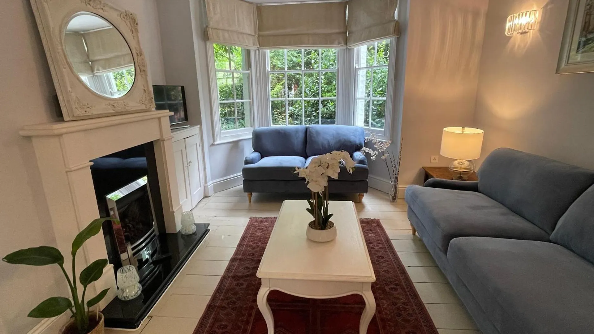Elegant Victorian House In The Best Central Location - Cambridge Homehost